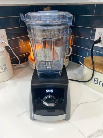 Vitamix A2500's carafe is made of co-polyester plastic