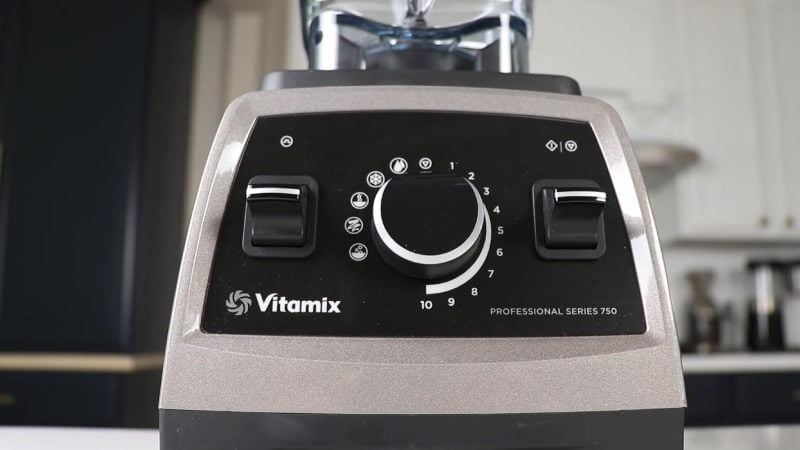 5 presets on Vitamix Pro 750 are Smoothies, Frozen Desserts, Hot Soup, Puree and self-cleaning that will make blending job easier